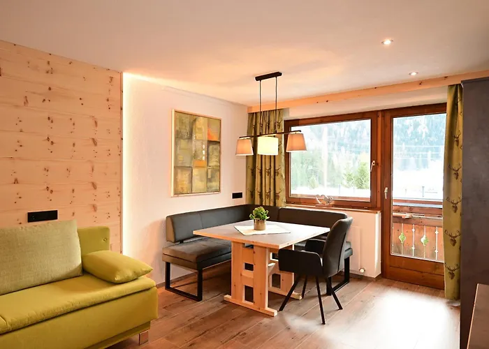 Zirbentraum 公寓 *